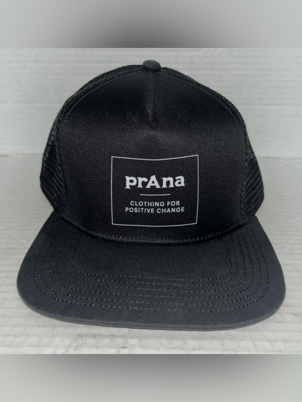prAna Vista Trucker Hat Snapback Cap Black One Size PRAZ9TY Breathable